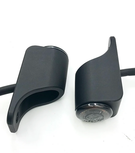 Supports clignotants avant
